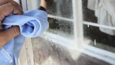 نظافت فضاهای فراموش‌شده پشت درها